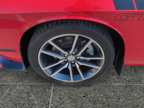 Used 2023 Dodge Challenger GT w/ Plus Package image 17