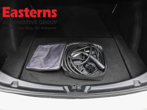 Used 2023 Tesla Model 3 Standard Range RWD image 9