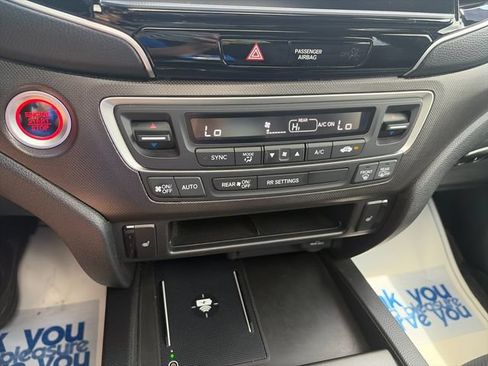 Used 2025 Honda Ridgeline TrailSport image 25