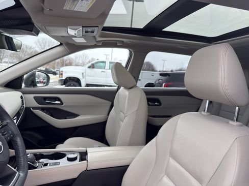 Certified 2023 Nissan Rogue SL image 26