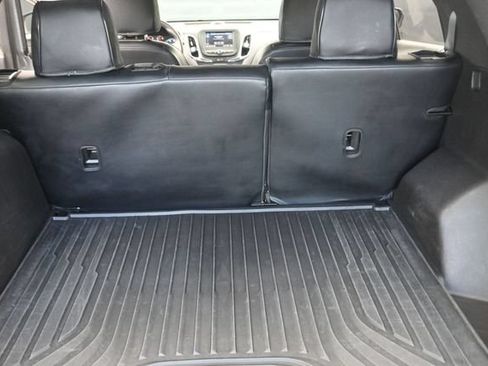 Used 2024 Chevrolet Equinox LS w/ Driver Confidence II Package FWD image 19