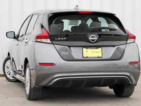Used 2025 Nissan Leaf S image 5