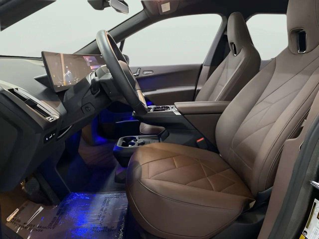 Used 2025 BMW iX xDrive50 AWD/4WD image 20