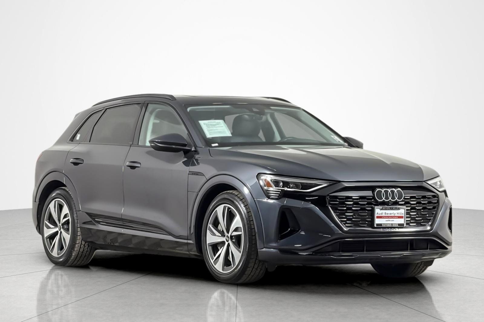 Used 2024 Audi Q8 e-tron Premium AWD/4WD image 7