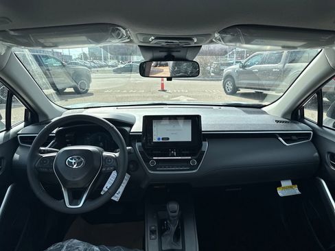 New 2026 Toyota Corolla Cross LE image 10