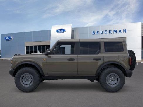 Used 2025 Ford Bronco Badlands image 6