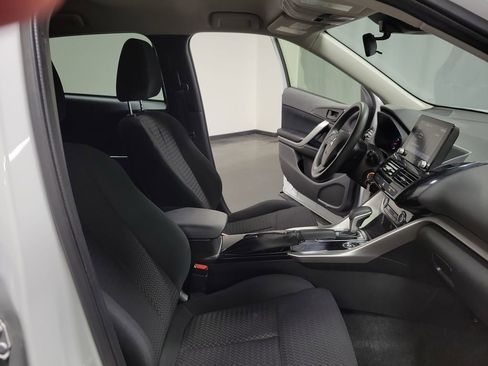 Used 2022 Mitsubishi Eclipse Cross LE AWD/4WD image 23