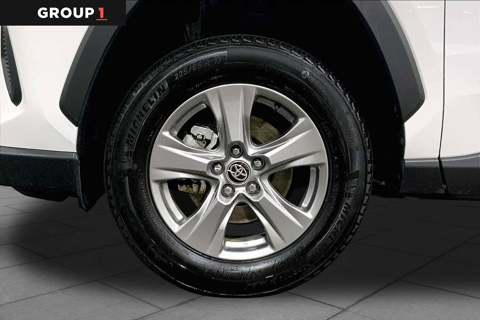 Certified 2025 Toyota RAV4 LE AWD/4WD image 11
