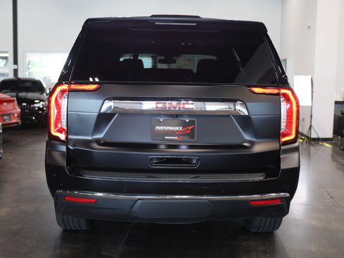 Used 2022 GMC Yukon SLT AWD/4WD image 5