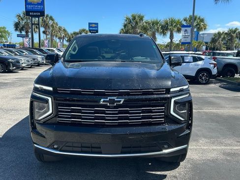 New 2026 Chevrolet Suburban High Country AWD/4WD image 3