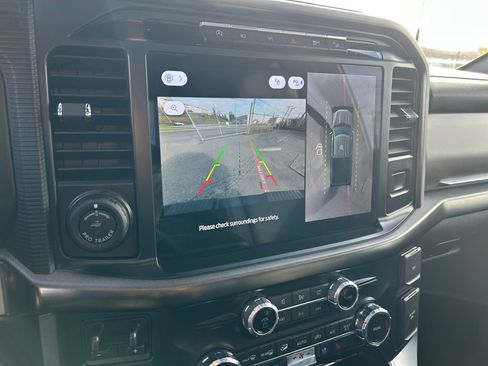 Used 2024 Ford F150 Platinum w/ FX4 Off-Road Package image 19