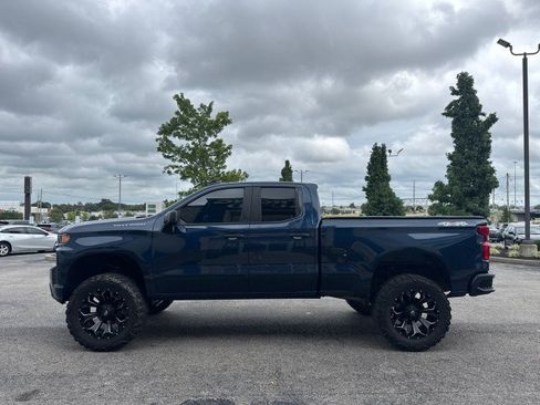 Used 2020 Chevrolet Silverado 1500 Custom w/ Custom Value Package AWD/4WD image 15