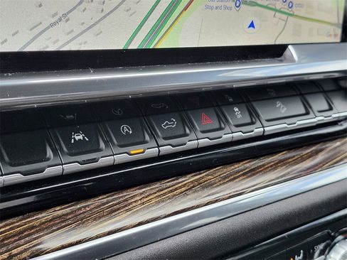 Used 2023 GMC Sierra 1500 Elevation image 23