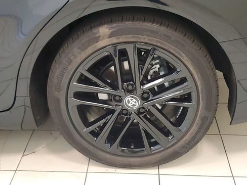 Used 2025 Toyota Camry SE FWD image 21
