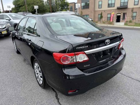 Used 2013 Toyota Corolla LE FWD image 5