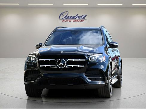 Used 2023 Mercedes-Benz GLS 580 4MATIC image 9