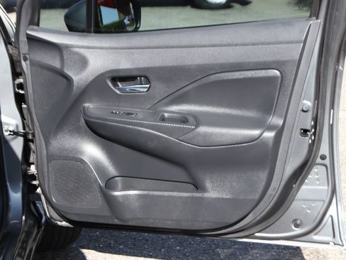Used 2025 Nissan Versa SV w/ Trunk Package FWD image 34