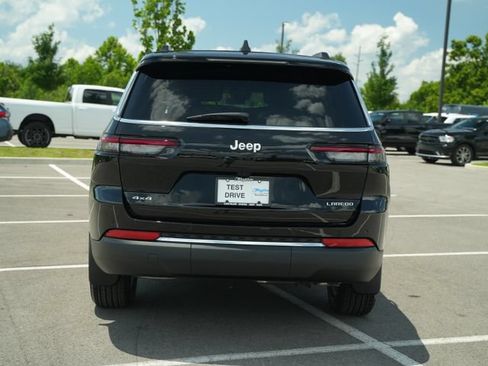 New 2026 Jeep Grand Cherokee L Laredo w/ MOPAR Finishing Package AWD/4WD image 6