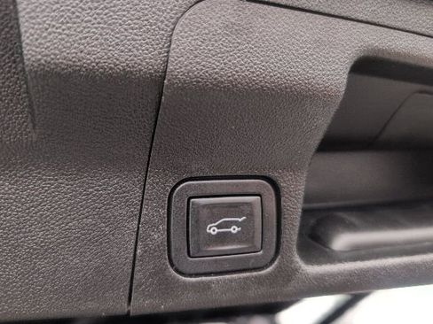 Used 2023 GMC Acadia SLT w/ GMC Pro Grade Package AWD/4WD image 44