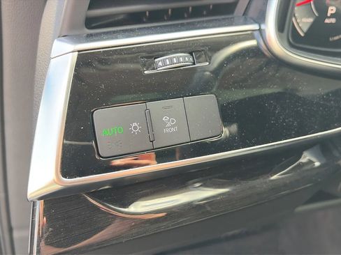 Used 2022 Audi Q7 3.0T Premium w/ Convenience Package image 13