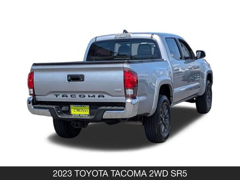 Used 2023 Toyota Tacoma SR5 RWD image 8