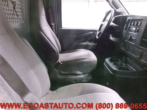 Used 2017 GMC Savana 2500 image 13