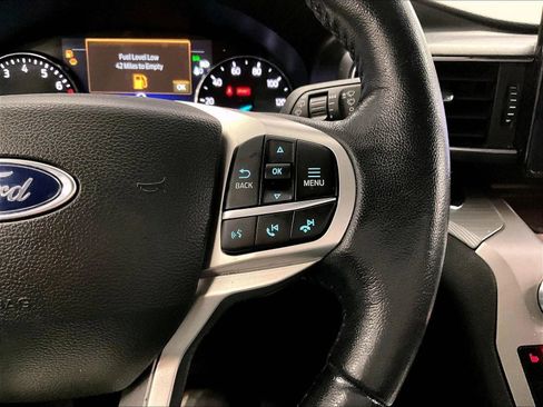 Certified 2023 Ford Explorer XLT w/ Equipment Group 202A AWD/4WD image 18