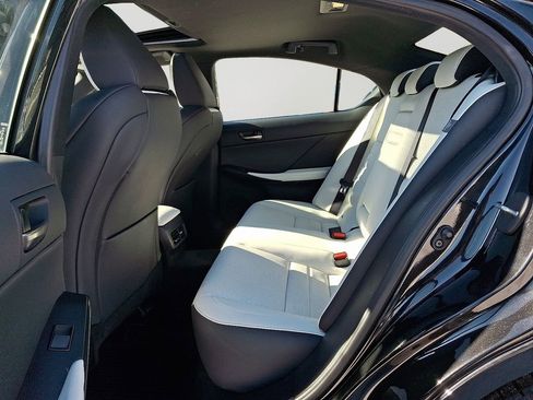 Used 2025 Lexus IS 350 F Sport image 8