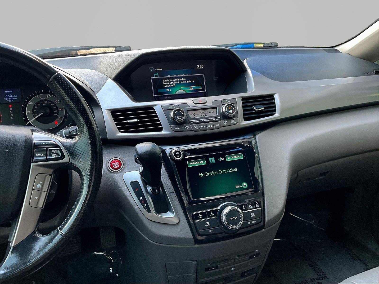 Used 2016 Honda Odyssey Touring Elite image 9