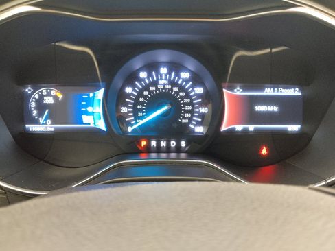 Used 2016 Ford Fusion Titanium FWD image 23