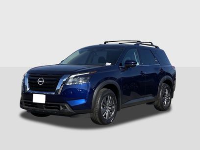 New 2025 Nissan Pathfinder SV