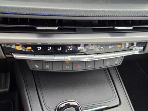 Used 2025 Cadillac XT4 Sport image 20