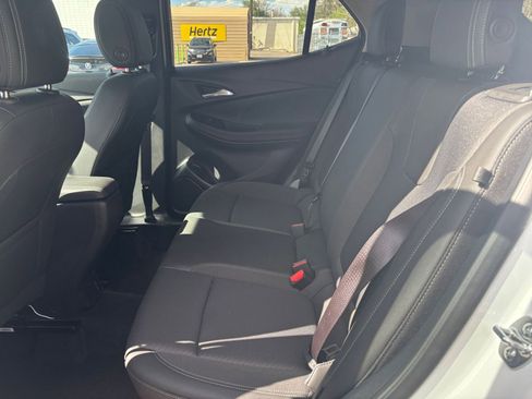 Used 2025 Buick Encore GX Preferred AWD/4WD image 22