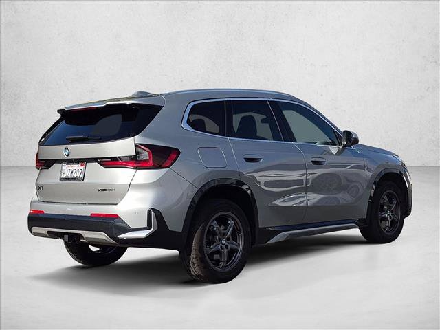 Used 2023 BMW X1 xDrive28i w/ Premium Package AWD/4WD image 5