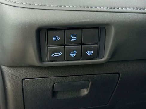 Certified 2021 Toyota Highlander Platinum image 10