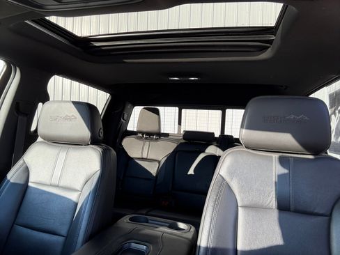 Used 2019 Chevrolet Silverado 1500 High Country w/ Technology Package image 13