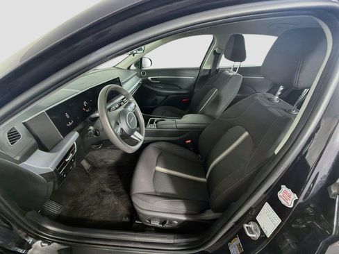 Used 2025 Hyundai Sonata SEL FWD image 13