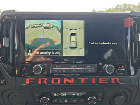 Used 2025 Nissan Frontier Pro-X w/ Pro Convenience Package image 22