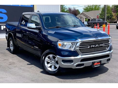 Used 2023 RAM 1500 Laramie AWD/4WD image 2