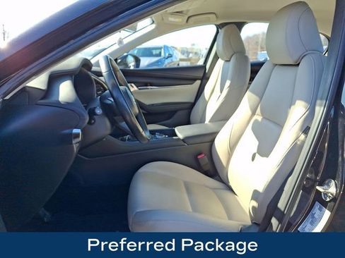 Used 2019 MAZDA MAZDA3 Sedan w/ Preferred Package image 2