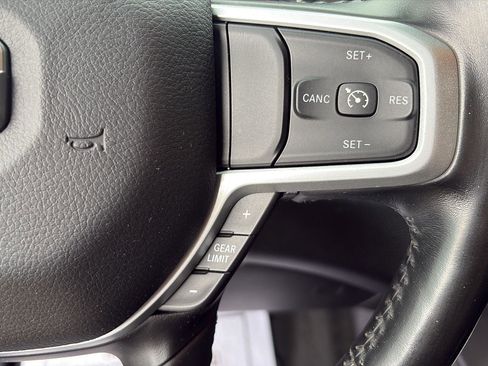 Used 2021 RAM 1500 Big Horn AWD/4WD image 10