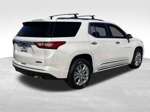 Used 2021 Chevrolet Traverse High Country w/ LPO, 'HIT The Road' Package image 28
