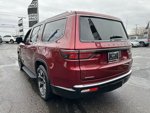 Used 2023 Jeep Wagoneer Series III w/ Preferred Equipment Group image 11