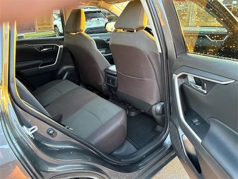 Used 2024 Toyota RAV4 XLE image 26