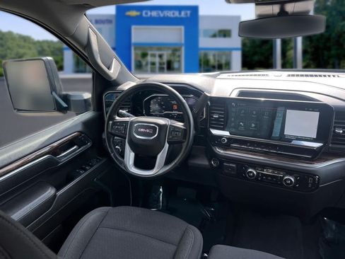Certified 2024 GMC Sierra 2500 SLE w/ SLE Convenience Package AWD/4WD image 34