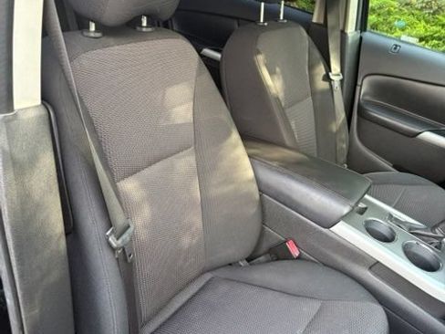 Used 2012 Ford Edge SEL FWD image 21