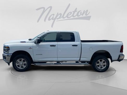 Used 2026 RAM 2500 Big Horn AWD/4WD image 2