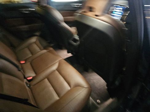 Certified 2024 Volvo XC60 B5 Plus w/ Climate Package AWD/4WD image 8