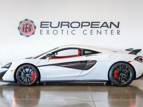 Used 2016 McLaren 570S Coupe RWD image 29