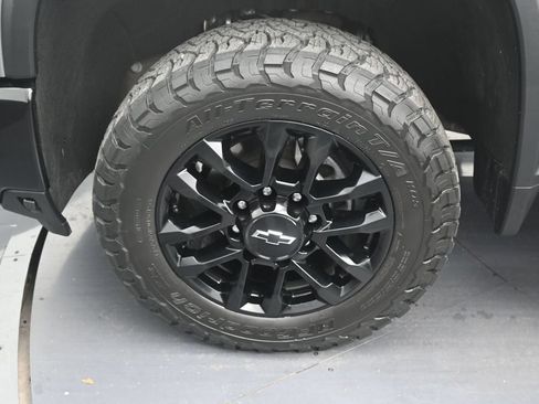 Used 2026 Chevrolet Silverado 2500 LTZ w/ Trail Boss Package AWD/4WD image 9